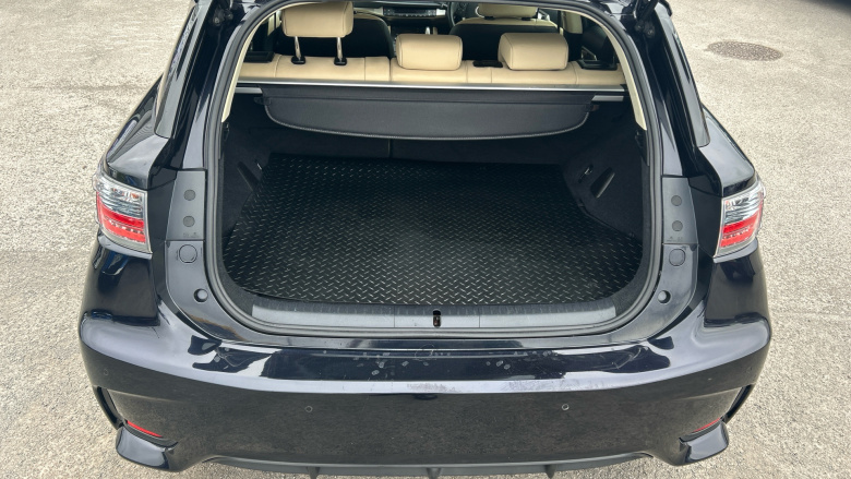 Lexus CT 200h 1.8 Luxury 5dr CVT Auto Hybrid Hatchback